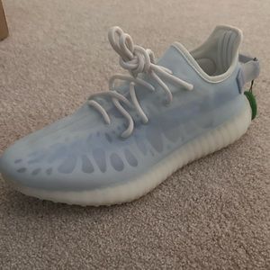 Yeezy boost 350- Adidas